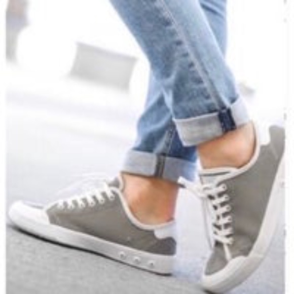 rag & bone Shoes - Womens rag&bone Standard Issue Laceup Suede Sneaker in CMNTO sz 9.5
